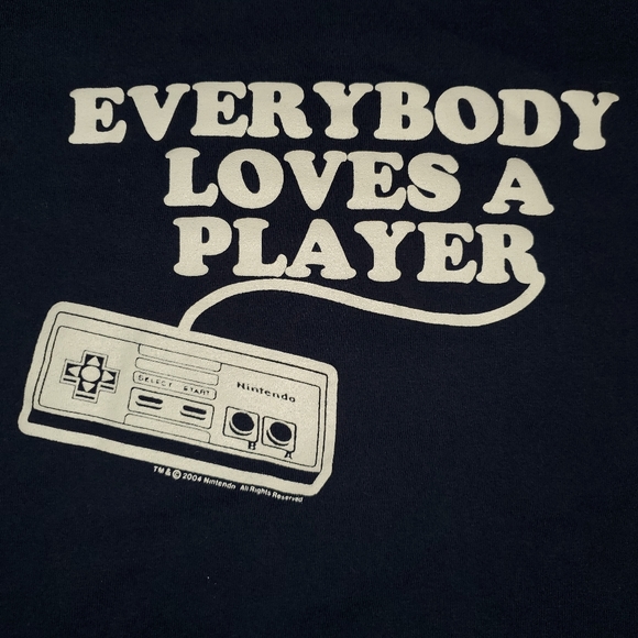 Nintendo Other - Nintendo Everybody Loves a Player t skirt EUC